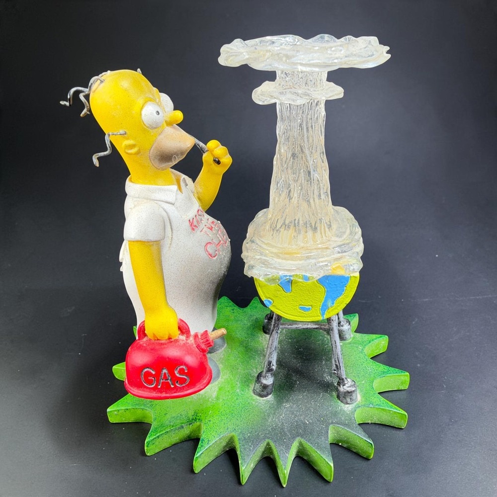 The Simpsons 2003 Kiss the Chef Homer Simpson Sculpture Mushroom Cloud Grill 4"